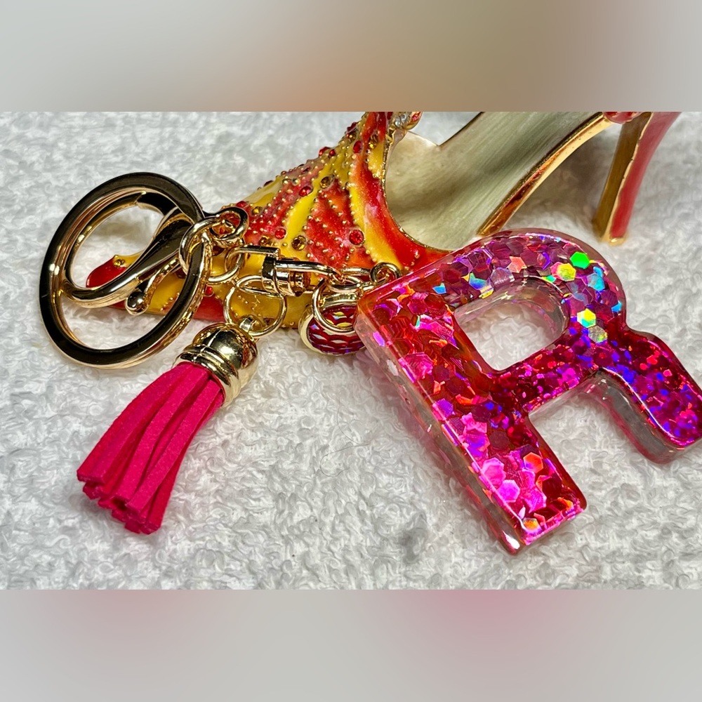 Letter R KEYCHAIN with gold accents